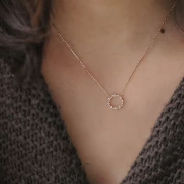 Diamond circle Necklaces
