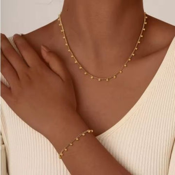 Gold thin chain Necklaces