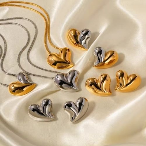 Heart necklace