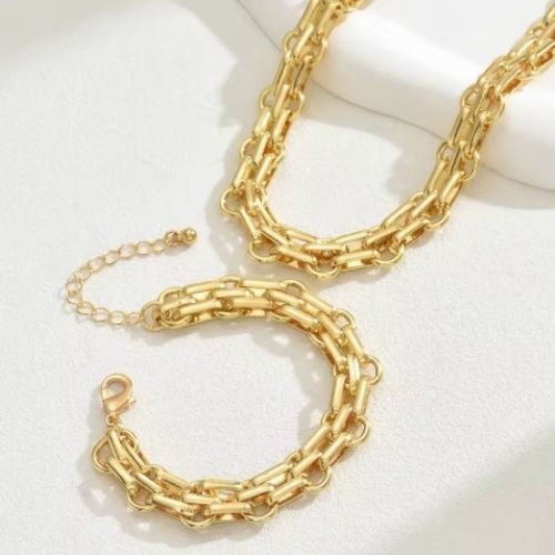 Gold chain Necklaces and Bracelets